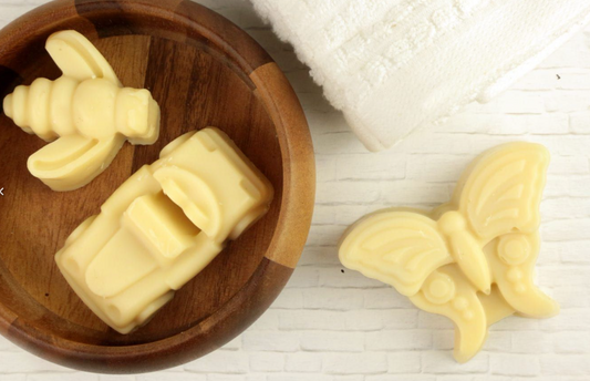 Kinders se prettige sagte lyfseep vir sagkens skoonmaak en pret in die bad