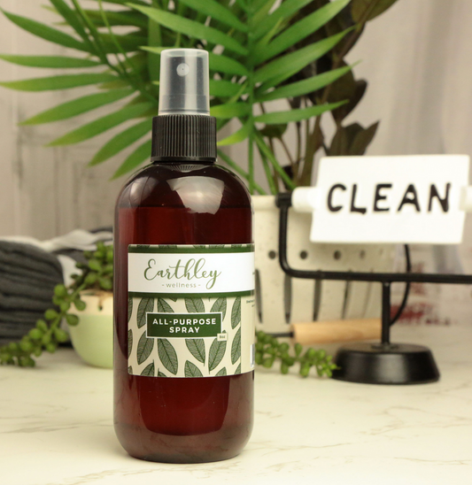 Spray multiusos Un desinfectante de manos y limpiador de superficies natural