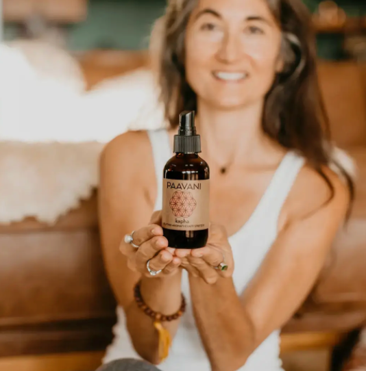 Kapha Spritzer | Ayurvedic Aromatherapy Mist For Energy & Elevation