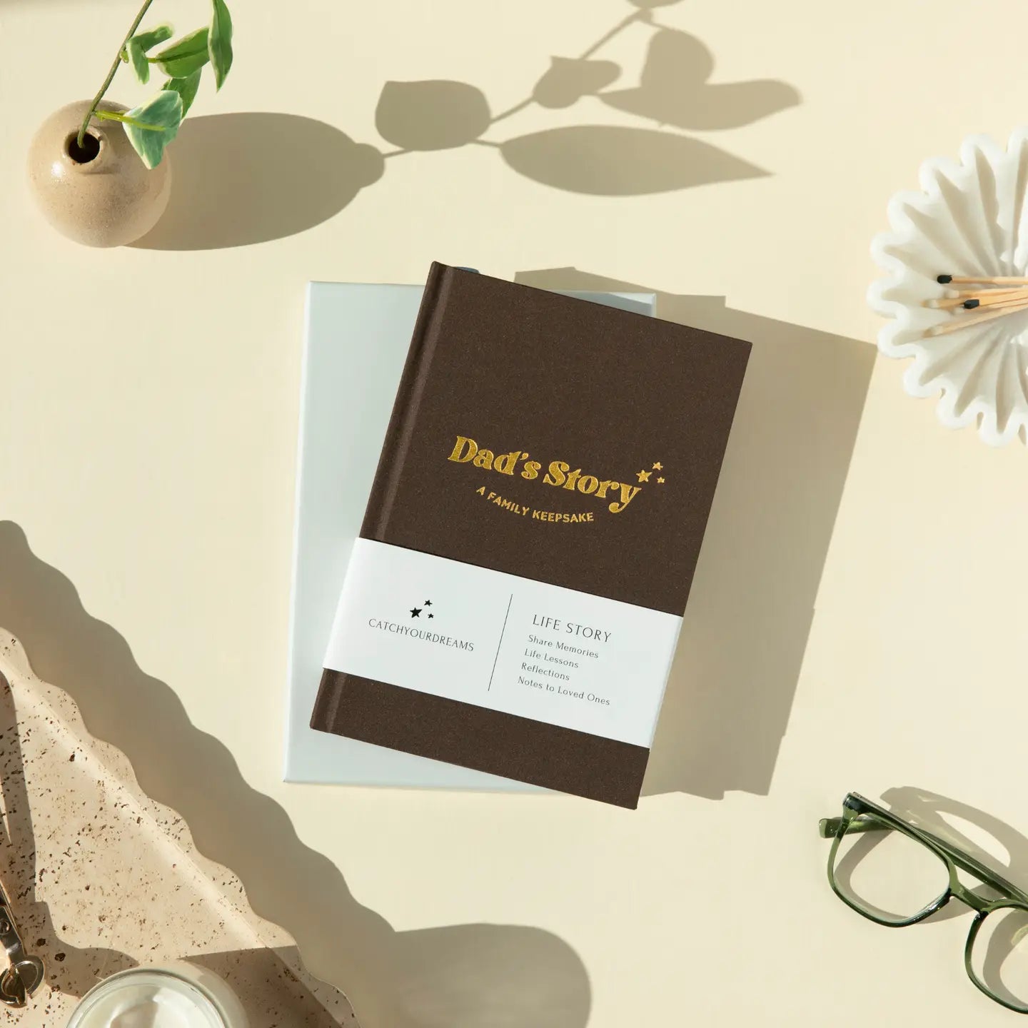 A Memory and Keepsake Journal For Family